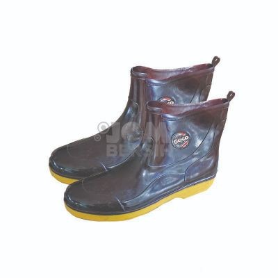 668 Maroon Beige Goco Boots